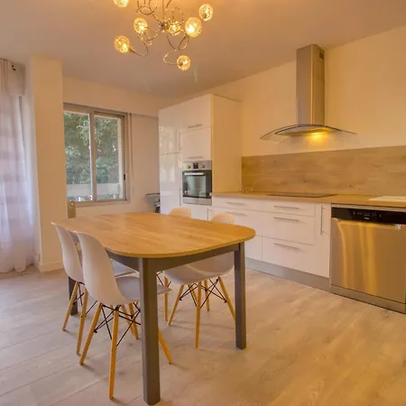 Les Pins Center - 6 People 주앙레핑